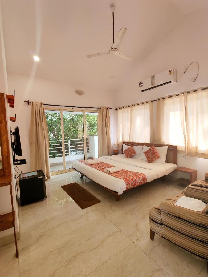 Wtf My House Hotell Baga Exteriör bild