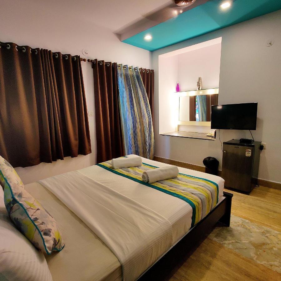 Wtf My House Hotell Baga Exteriör bild